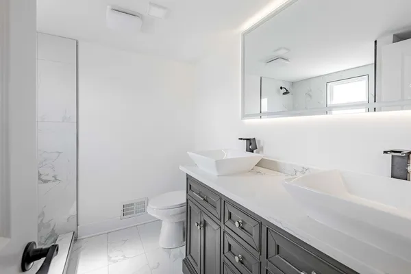 $399,999 | 8020 South Bishop Street, Chicago, IL 60620