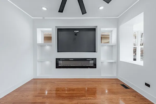 $399,999 | 8020 South Bishop Street, Chicago, IL 60620
