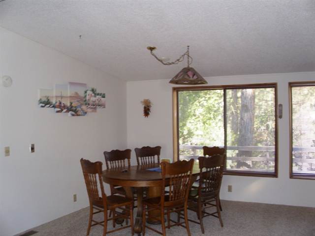 122 C Road Clio, CA 96106 - Photo 3 of 15 Gallery Image 3