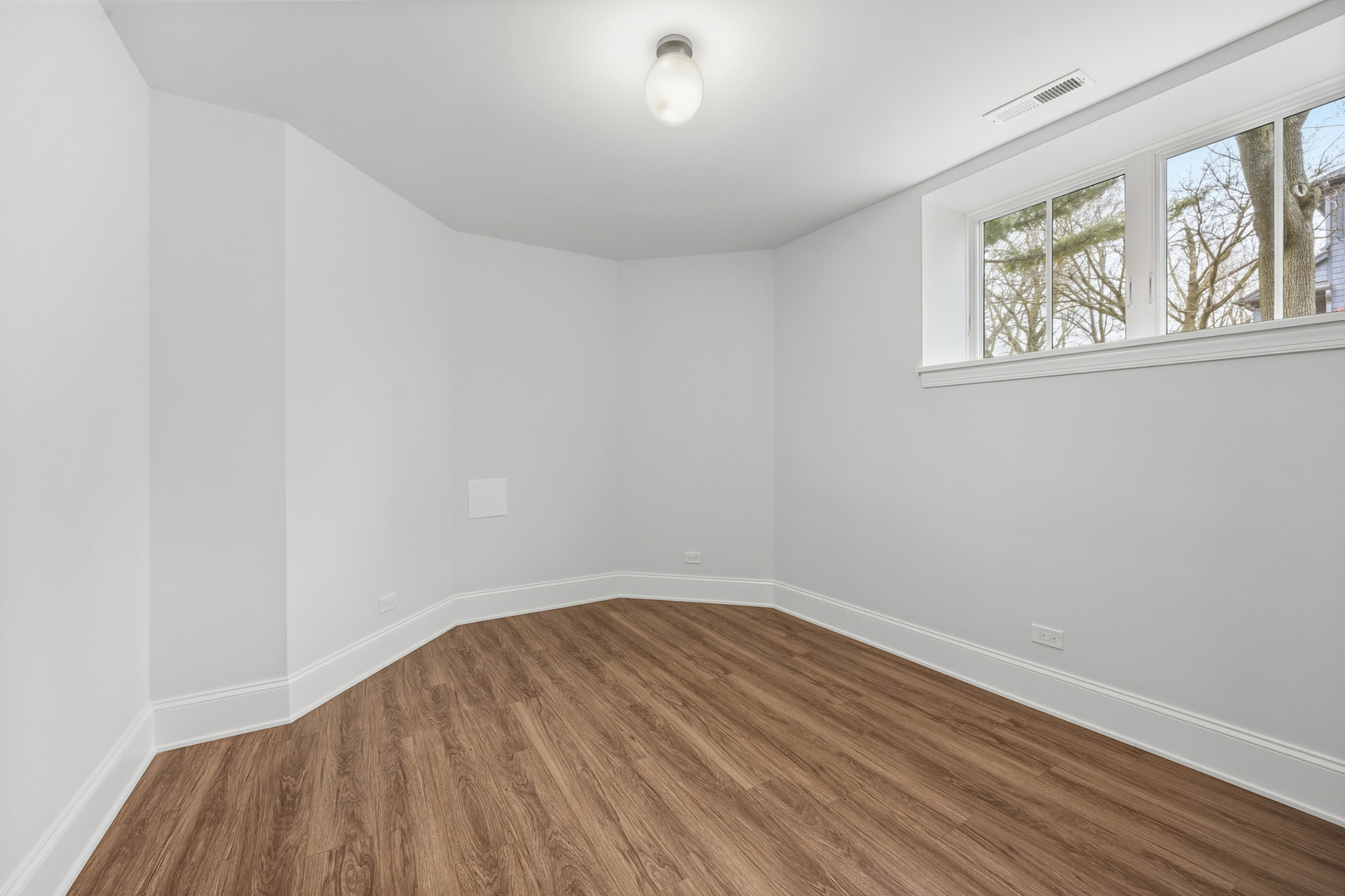 3902 North Hamilton Avenue Chicago, IL 60618 - Photo 35 of 67