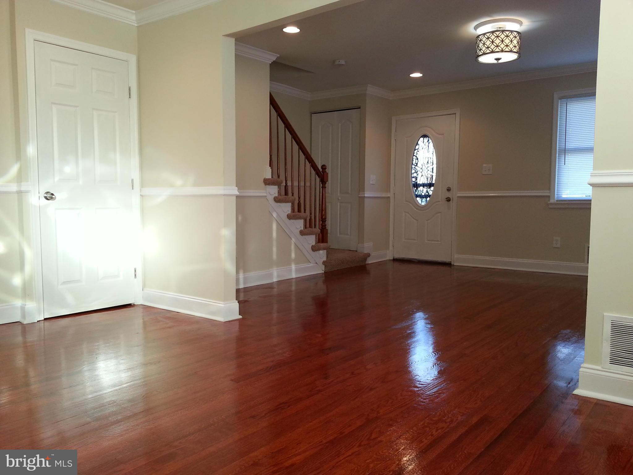 5688 Leiden Road Baltimore, MD 21206 - Photo 13 of 28 Interior (General)