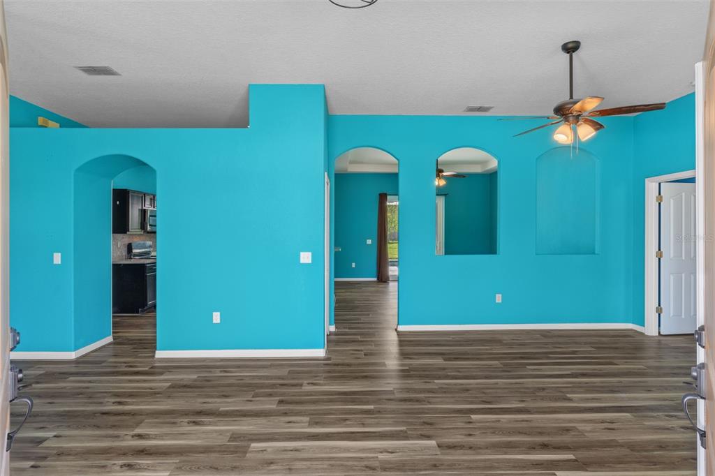 17478 Maberly Road Weeki Wachee, FL 34614 - Photo 9 of 55
