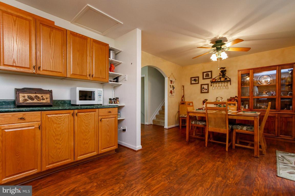 694 Springdale Road New Windsor, MD 21776 - Photo 11 of 30 Kitchen