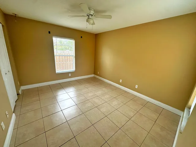 $2,700 | 685 Southwest Hoffenberg Avenue, Port St. Lucie, FL 34953