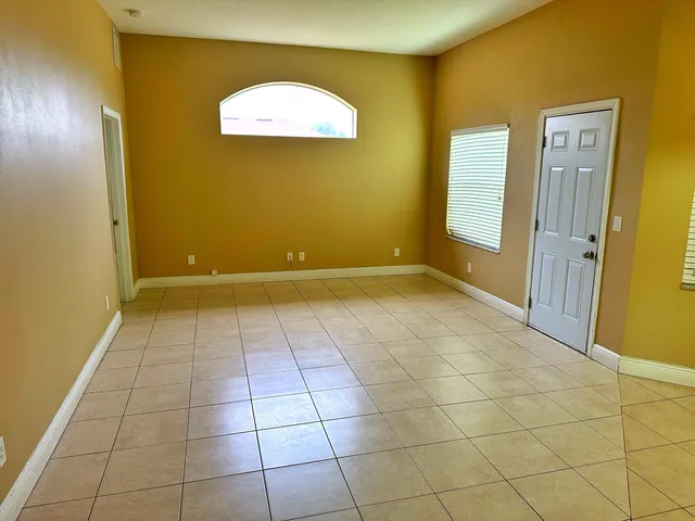 $2,700 | 685 Southwest Hoffenberg Avenue, Port St. Lucie, FL 34953