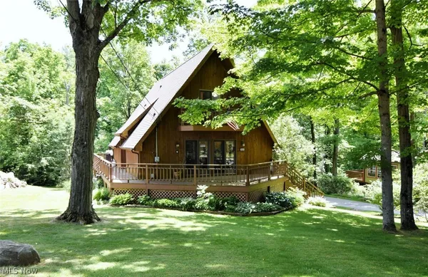 $334,900 | 14731 Evergreen Drive, Burton, OH 44021