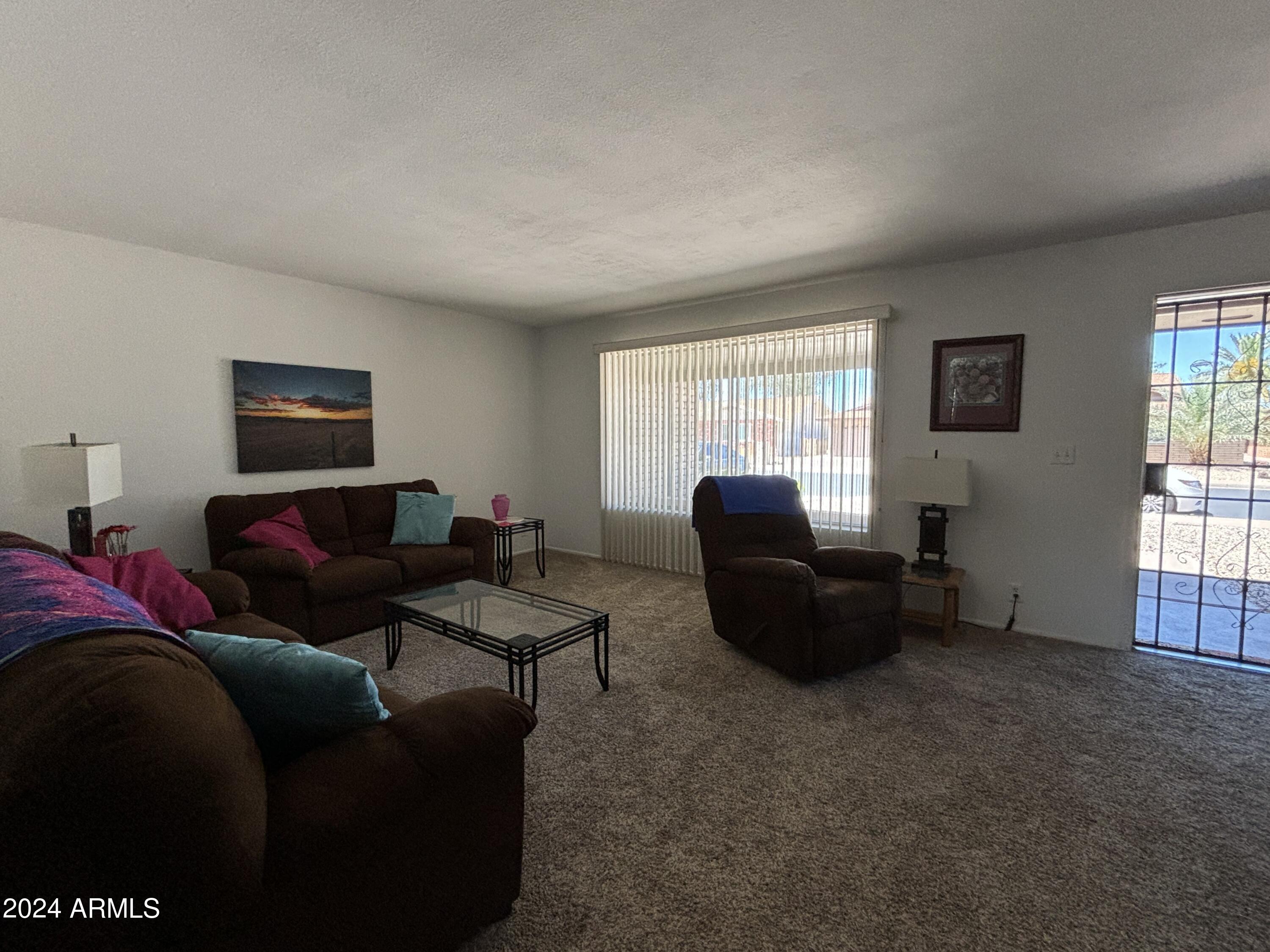 843 South Racine Mesa, AZ 85206 - Photo 3 of 24 3