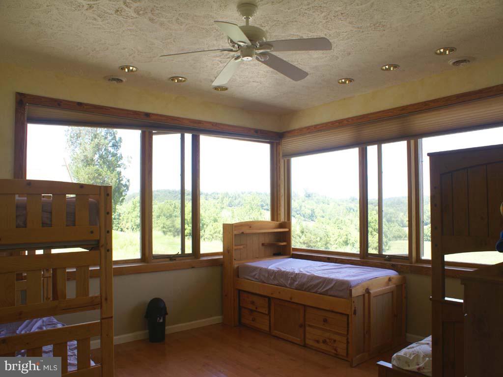 895 Fishers Road Toms Brook, VA 22660 - Photo 16 of 28