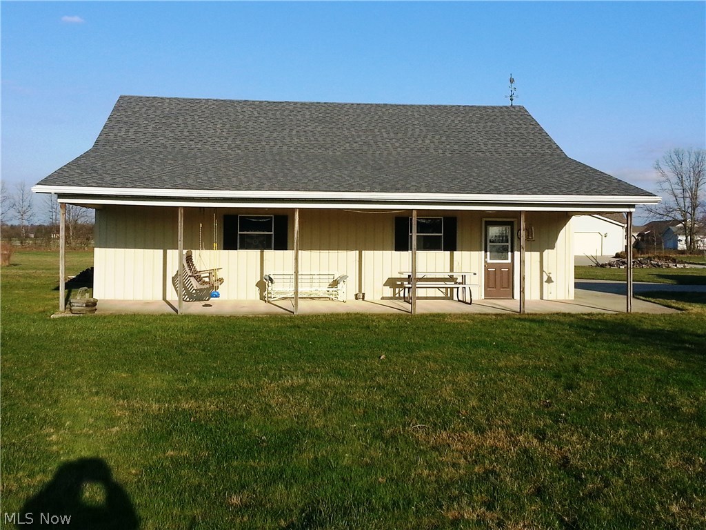 42156 Biggs Road Lagrange, OH 44050 - Photo 34 of 35 Sideview of outbuilding showing covered patio.