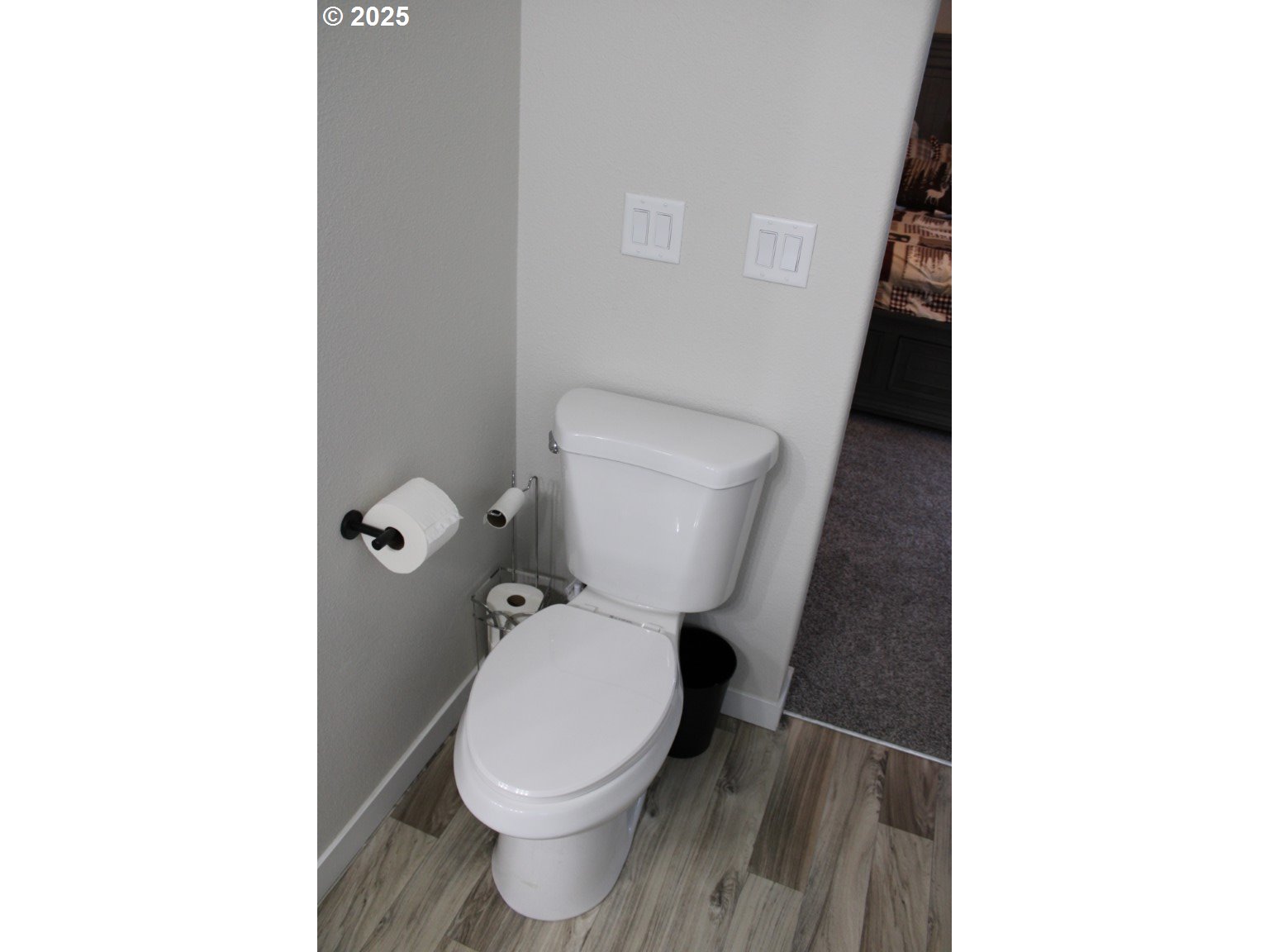 526 Southeast 15th Street Pendleton, OR 97801 - Photo 29 of 31 a white toilet sitting next to a white sink