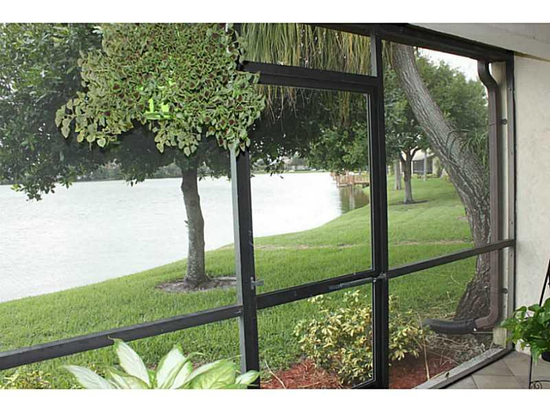 601 Banks Road, Unit 35 Margate, FL 33063 - Photo 27 of 35 Patio/Deck