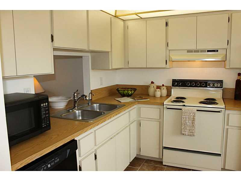 601 Banks Road, Unit 35 Margate, FL 33063 - Photo 4 of 35 Kitchen