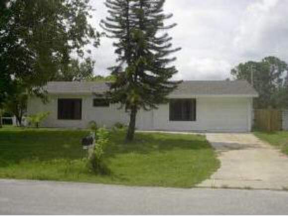 368 Rheine Road Northwest Palm Bay, FL 32907 - Photo 1 of 8 Primary Photo