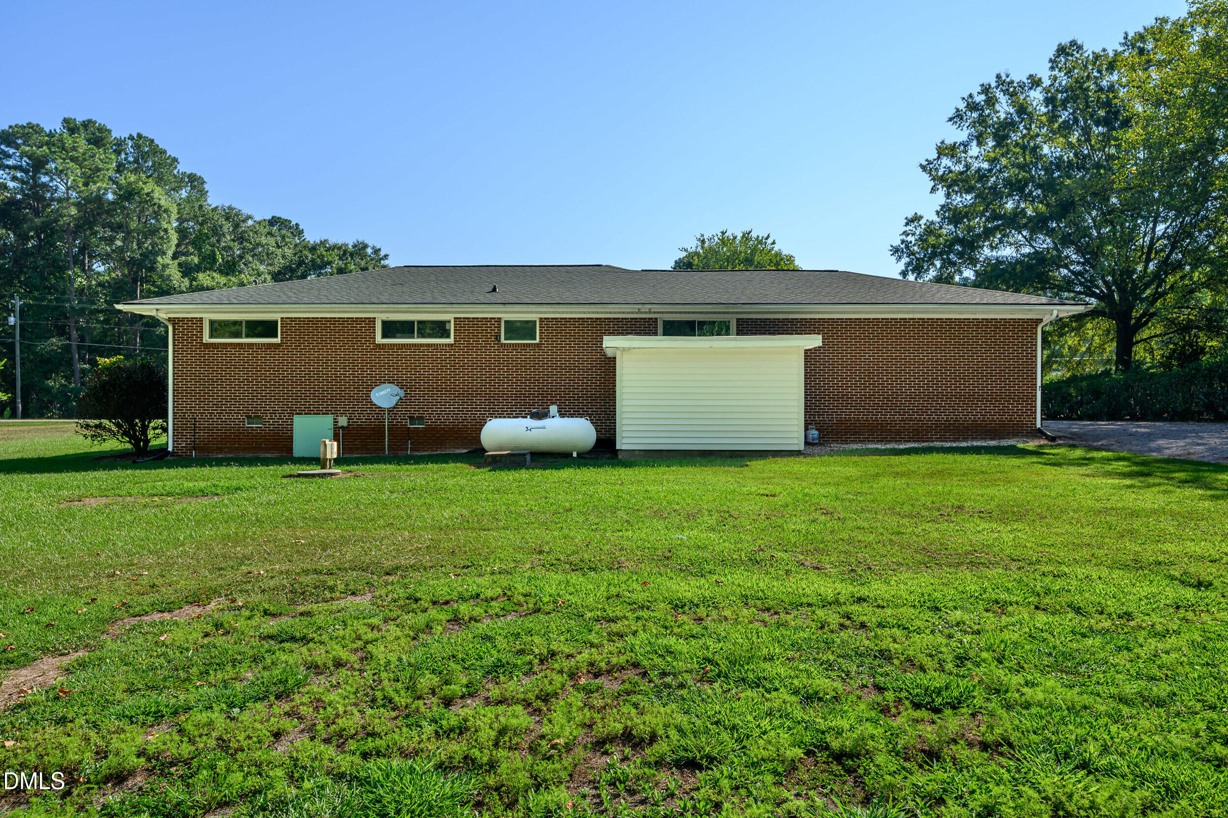 402 Stallings Road Zebulon, NC 27597 - Photo 20 of 23 29 -402 stallings rd, exterior