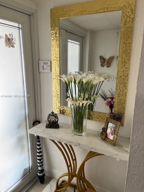 4211 West 10th Lane Hialeah, FL 33012 - Photo 4 of 32