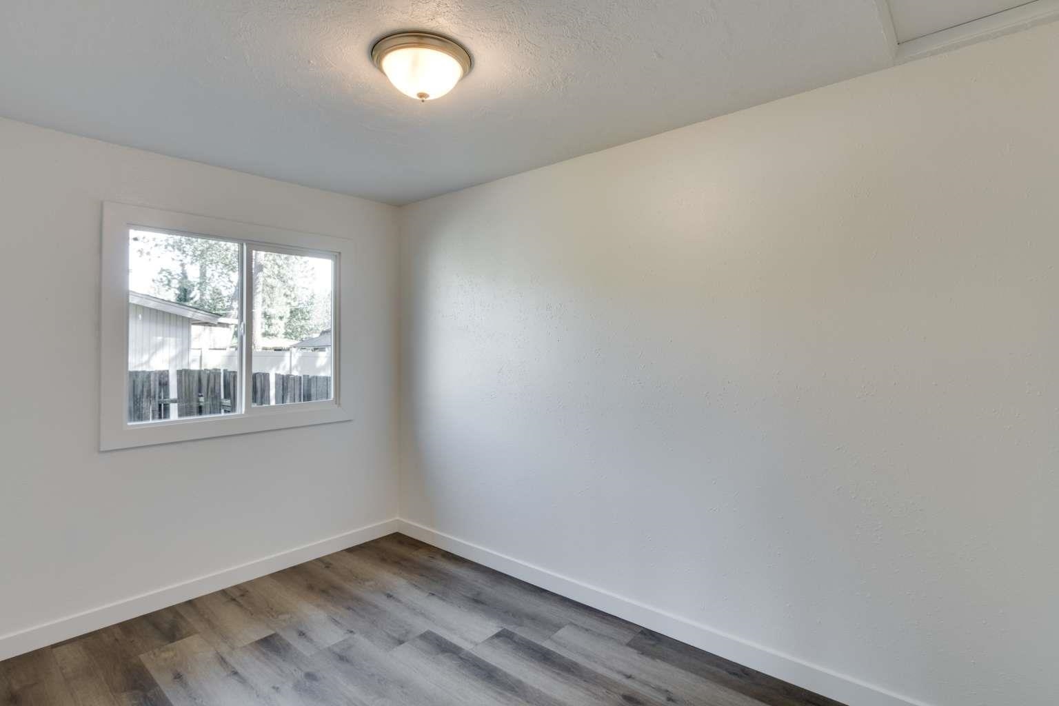 2407 South University Road Spokane Valley, WA 99206 - Photo 38 of 43 Gallery Image 38