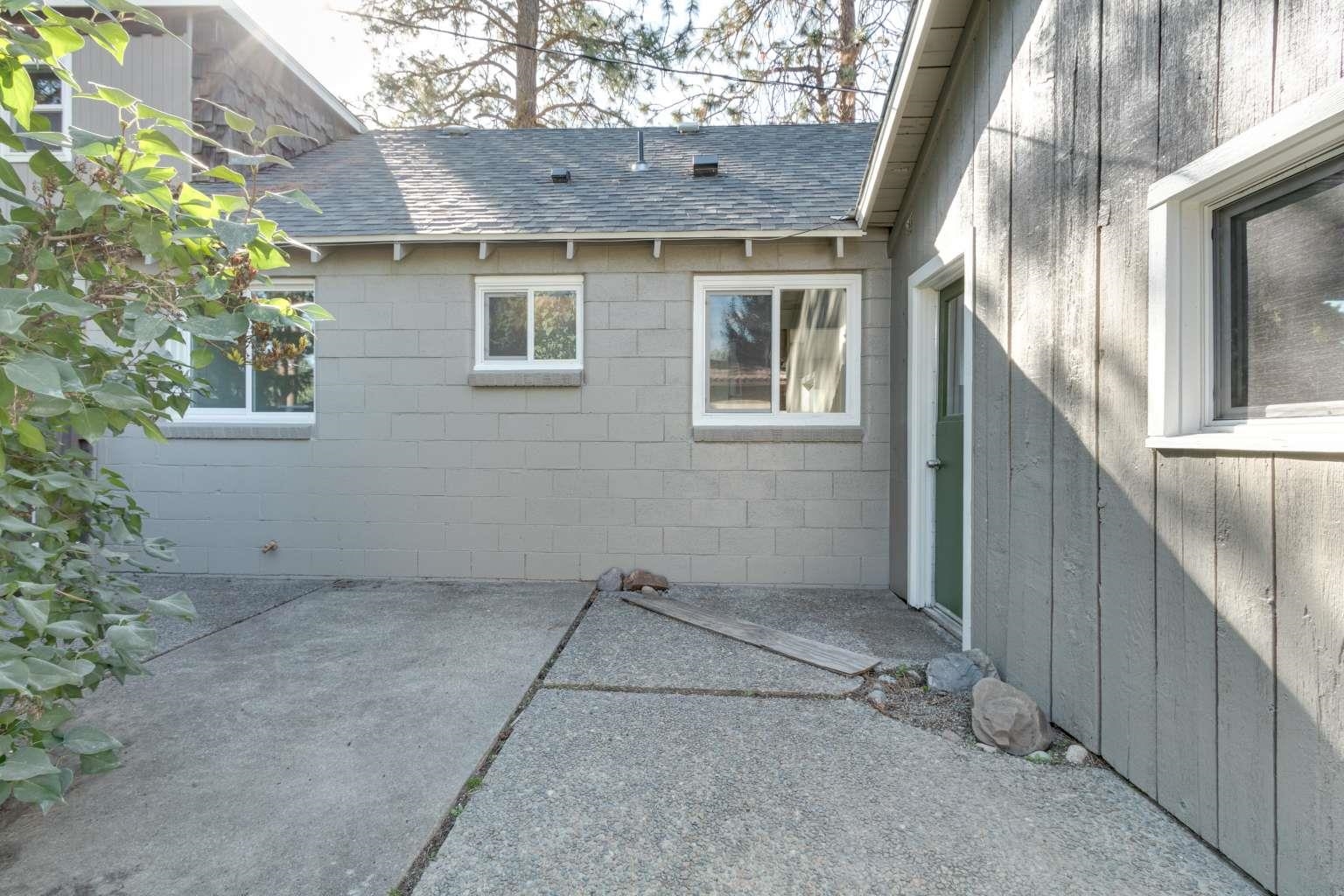 2407 South University Road Spokane Valley, WA 99206 - Photo 42 of 43 Gallery Image 42