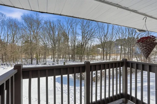 $2,000 | 39 Pleasant Street, Unit C8, Northborough, MA 01532