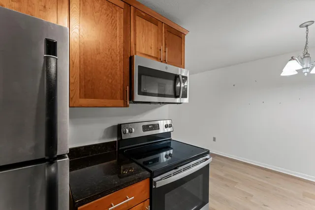 $1,575 | 4400 Upton Avenue South, Unit 405, Minneapolis, MN 55410