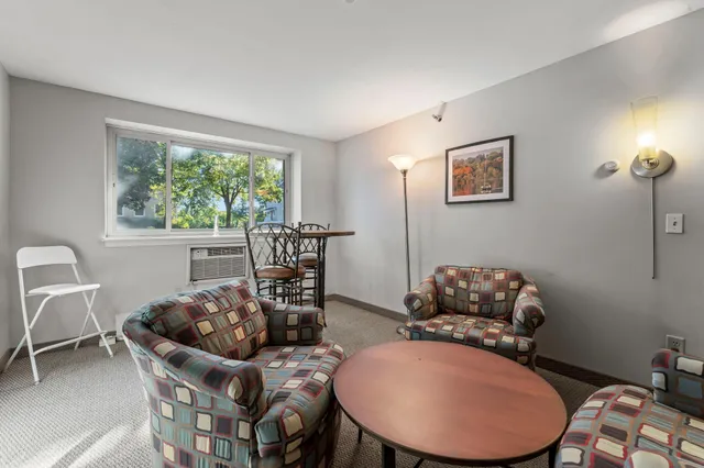 $1,575 | 4400 Upton Avenue South, Unit 405, Minneapolis, MN 55410