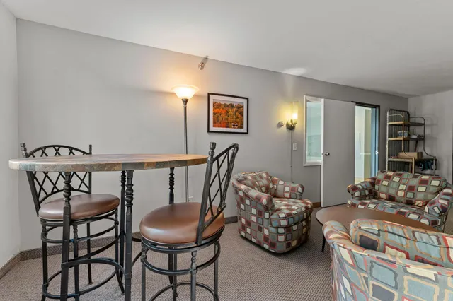 $1,575 | 4400 Upton Avenue South, Unit 405, Minneapolis, MN 55410