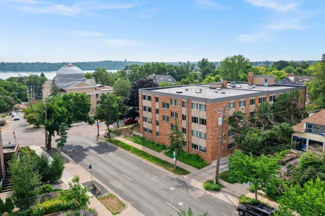 $1,575 | 4400 Upton Avenue South, Unit 405, Minneapolis, MN 55410