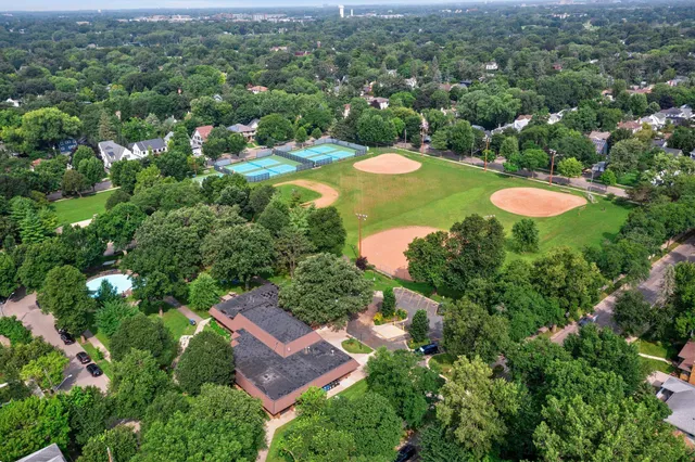 $1,575 | 4400 Upton Avenue South, Unit 405, Minneapolis, MN 55410