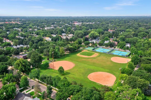 $1,575 | 4400 Upton Avenue South, Unit 405, Minneapolis, MN 55410