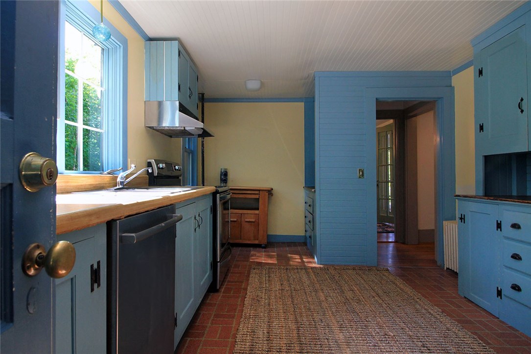 40 Wagner Road Westerly, RI 02891 - Photo 6 of 40 Original solid wood cabinetry.