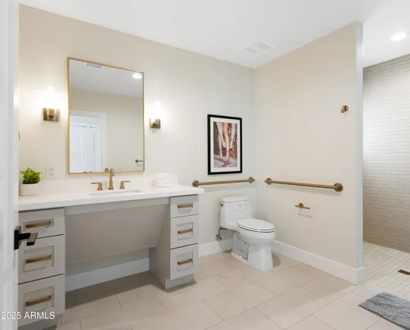 $9,995 | 7510 East 1st Street, Scottsdale, AZ 85251