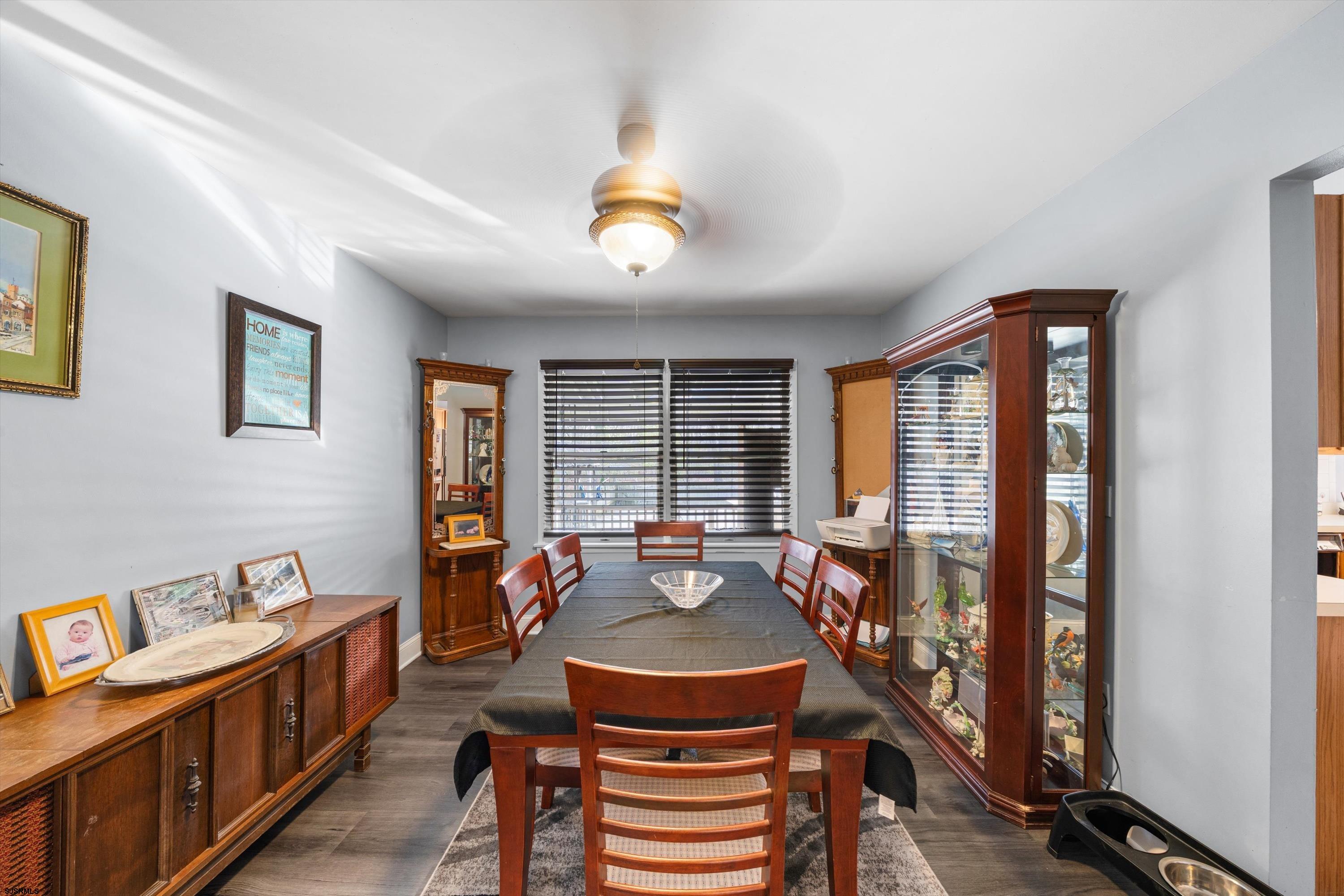 1319 Somers Point Road Egg Harbor Township, NJ 08234 - Photo 27 of 83 a dining room with furniture and window