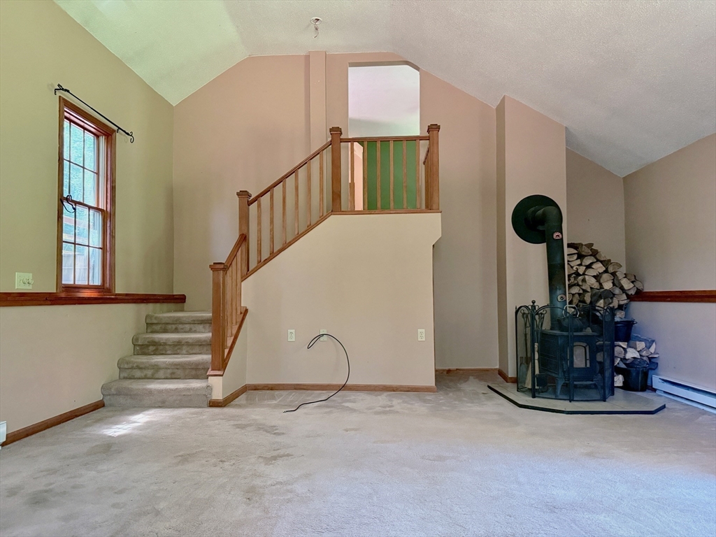 392 Mashapaug Road Holland, MA 01521 - Photo 10 of 35