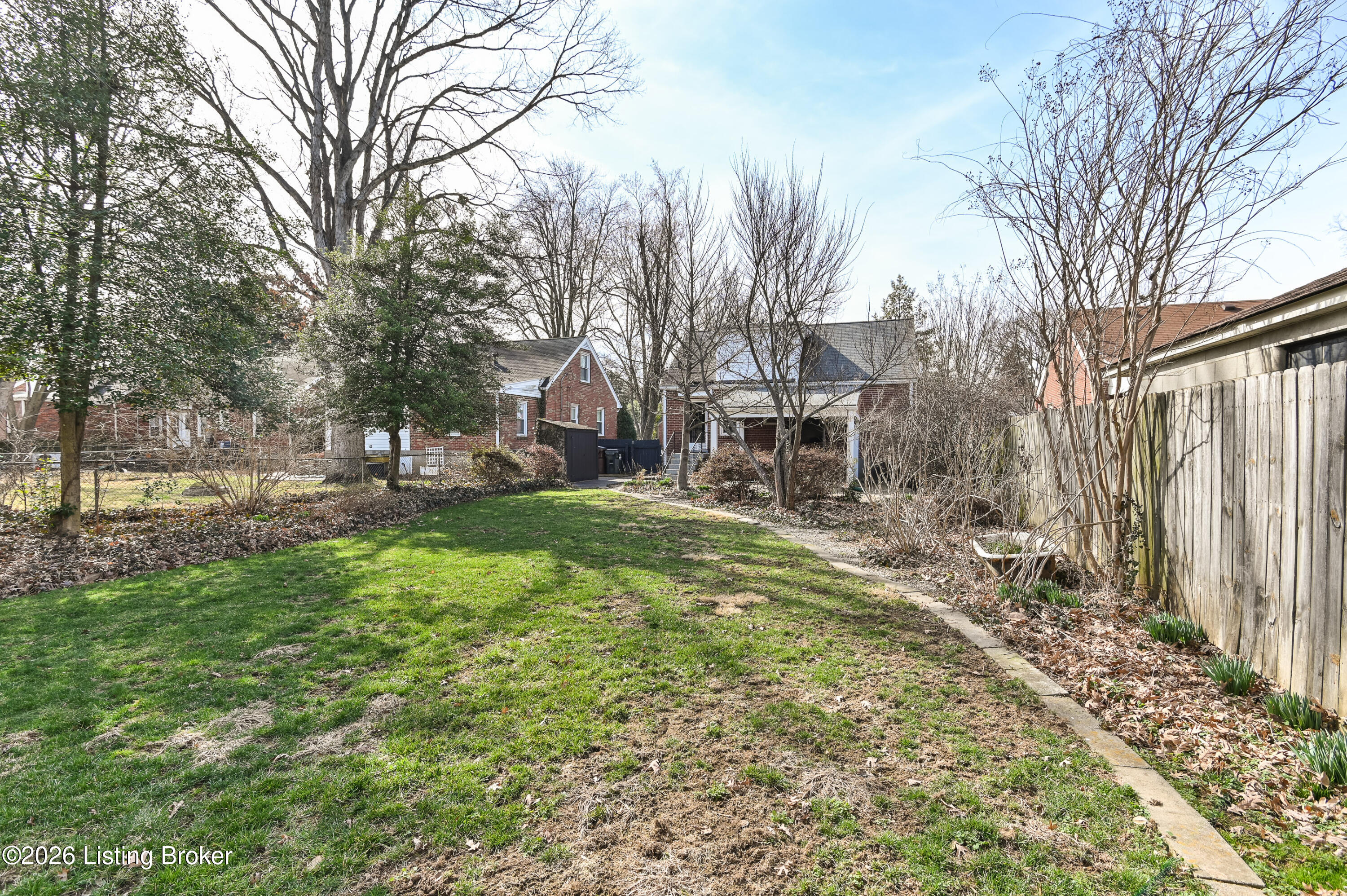 211 Merriman Road Louisville, KY 40207 - Photo 51 of 56 62 20260301-5445