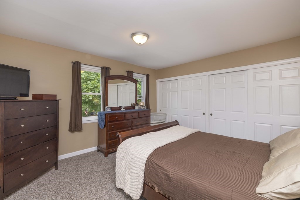 10 Sandy Hill Road Raynham, MA 02767 - Photo 24 of 28 Gallery Image 24