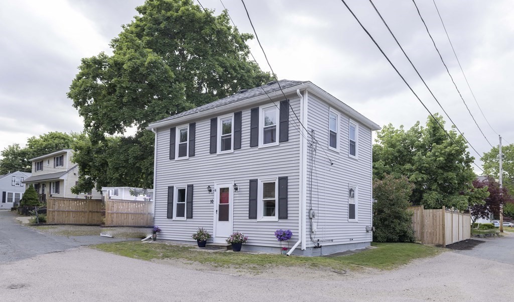 10 Sandy Hill Road Raynham, MA 02767 - Photo 4 of 28 Gallery Image 4