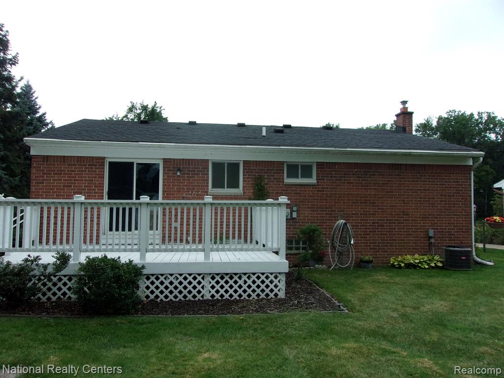 5856 Henry Ruff Road Garden City, MI 48135 - Photo 6 of 35 Gallery Image 6