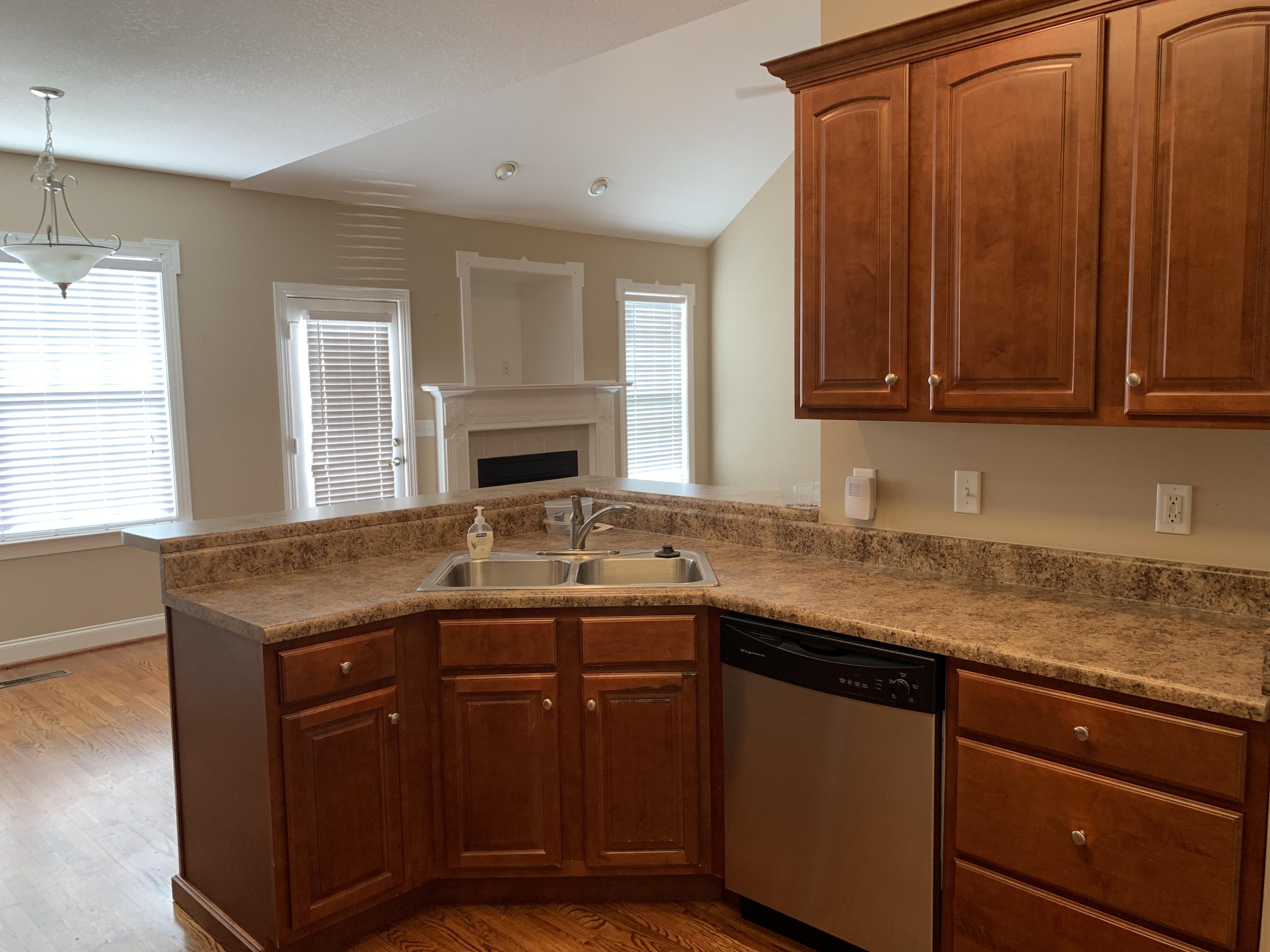 260 Hunting Ridge Circle Rock Spring, GA 30739 - Photo 8 of 22 IMG_1612