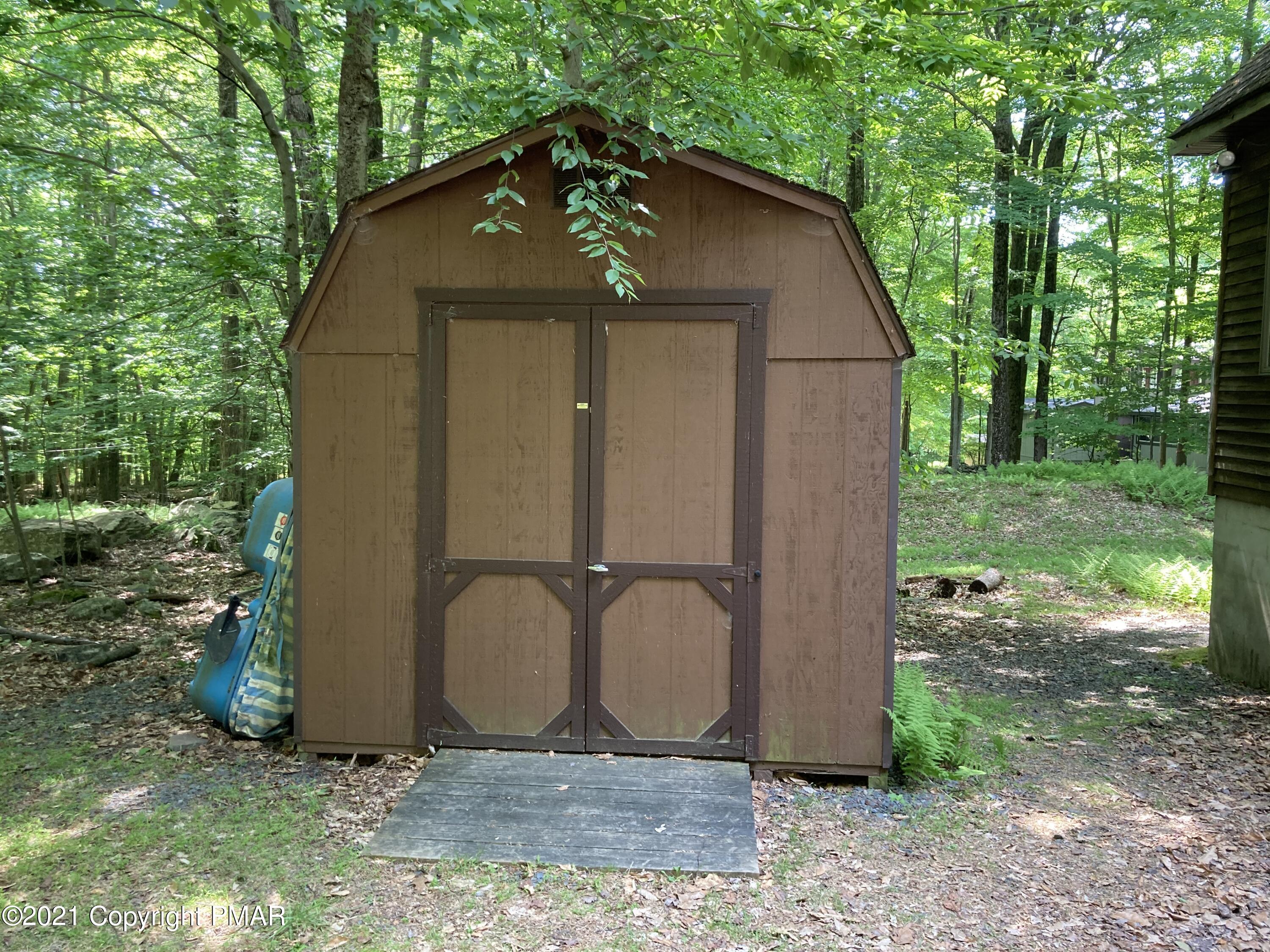 274 Elk Run Road Pocono Lake, PA 18347 - Photo 17 of 18 Shed