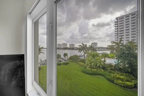 $799,900 | 701 East Camino Real, Unit 4B, Boca Raton, FL 33432