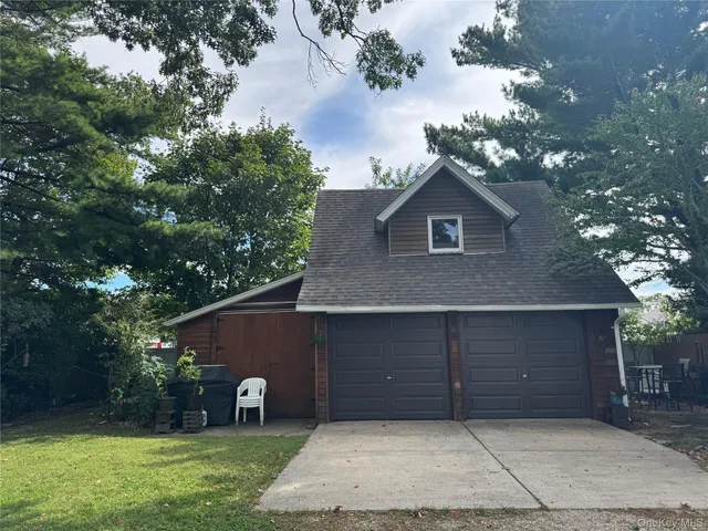 $975,000 | 103 Rose Street, Freeport, NY 11520