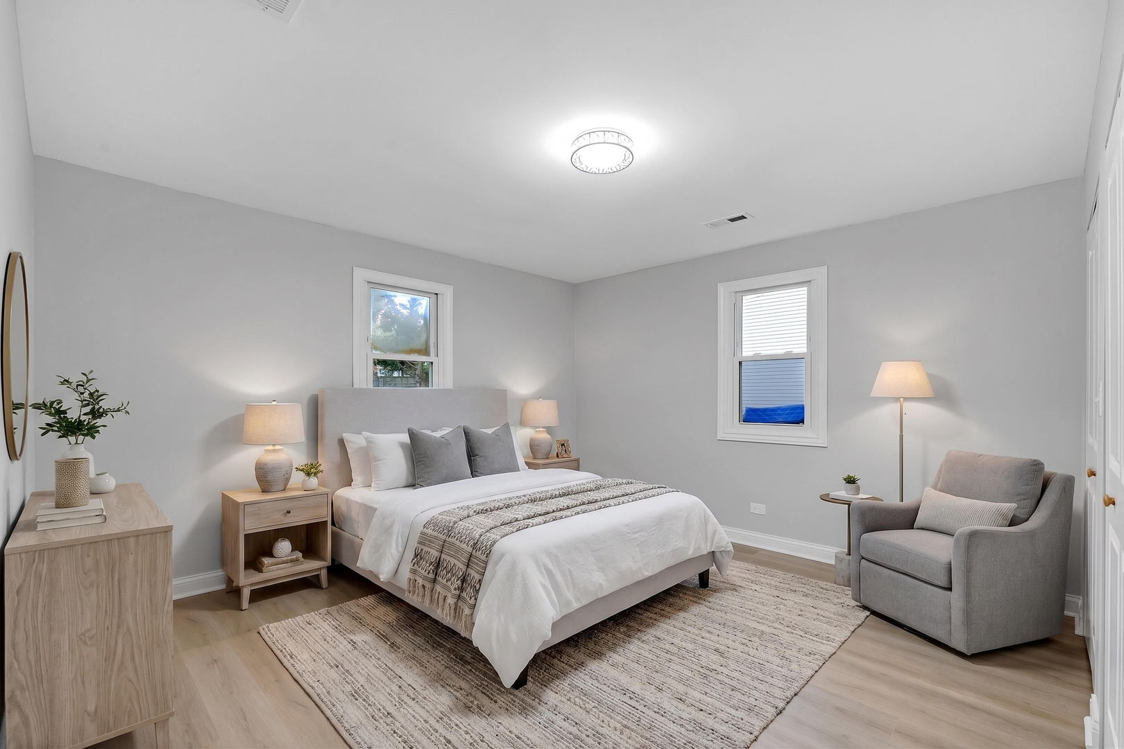 15 Johnathan Road Lake Zurich, IL 60047 - Photo 13 of 44 Gallery Image 13