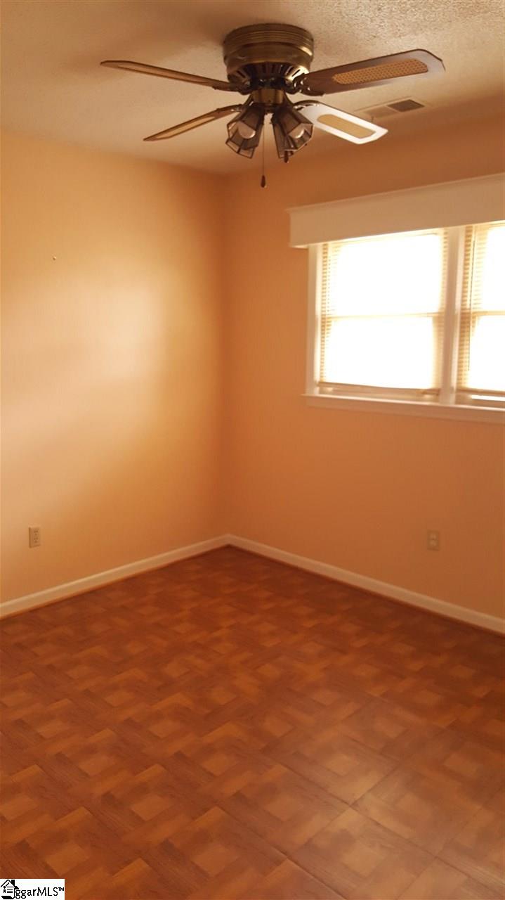 410 Rotterdam Road Easley, SC 29640 - Photo 11 of 20 Gallery Image 11