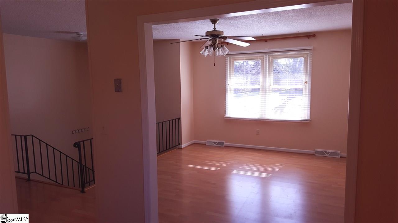 410 Rotterdam Road Easley, SC 29640 - Photo 3 of 20 Gallery Image 3