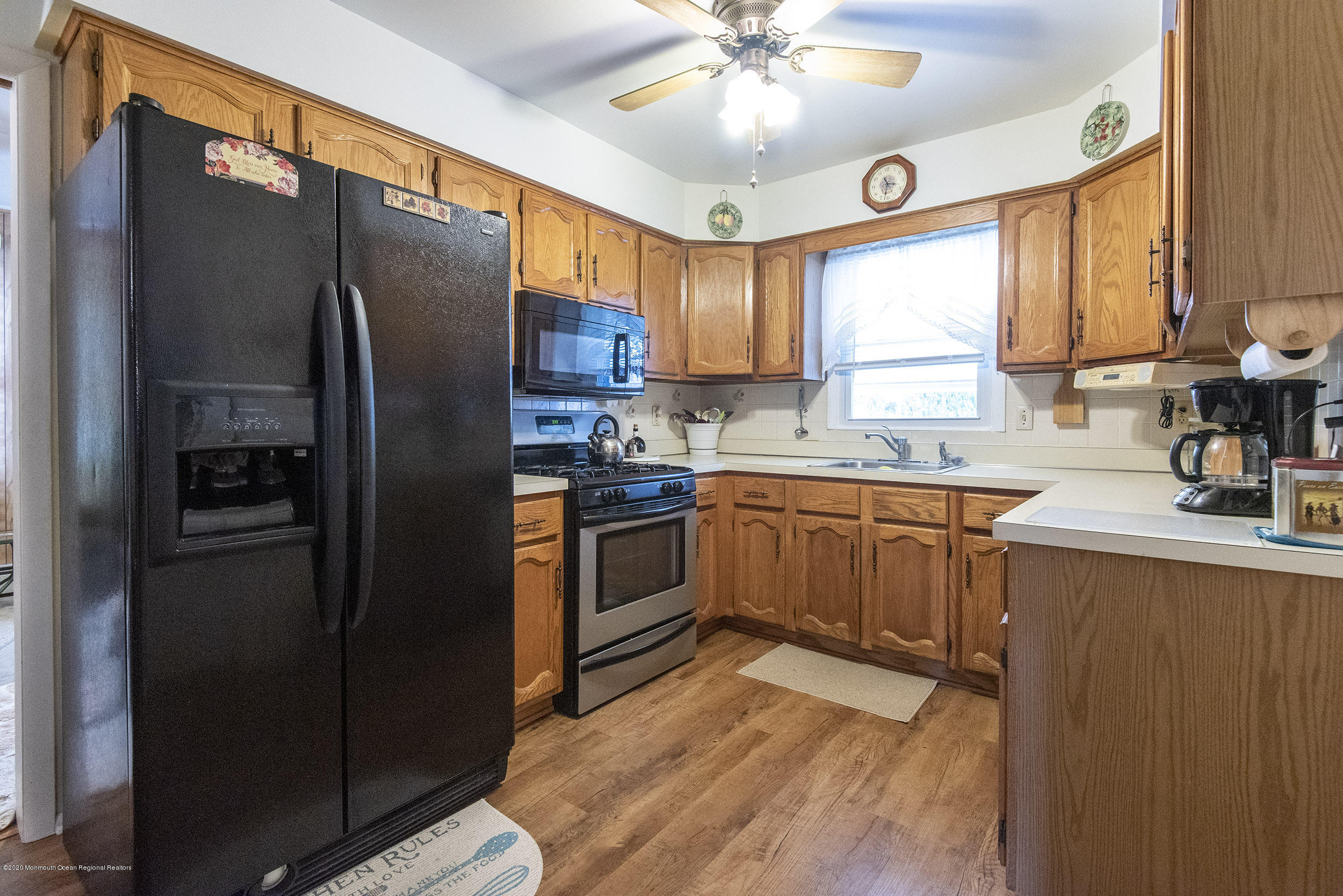 14 Garrett Road Toms River, NJ 08757 - Photo 3 of 30 Kitchen 2