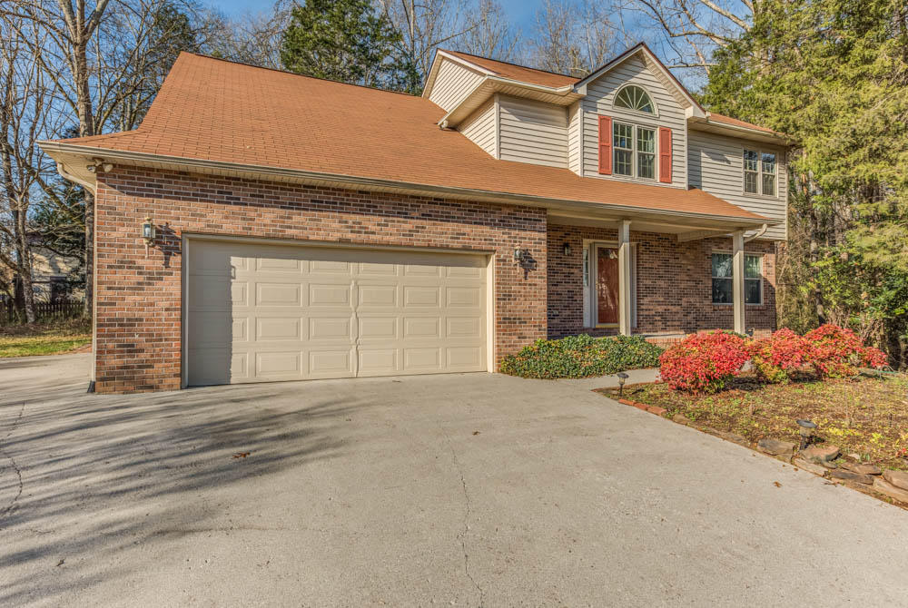 106 Nantucket Way Oak Ridge, TN 37830 - Photo 3 of 24 106 Nantucket Way-3