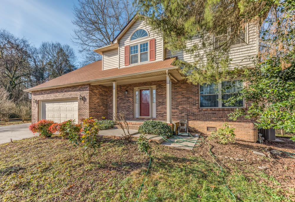 106 Nantucket Way Oak Ridge, TN 37830 - Photo 4 of 24 106 Nantucket Way-4