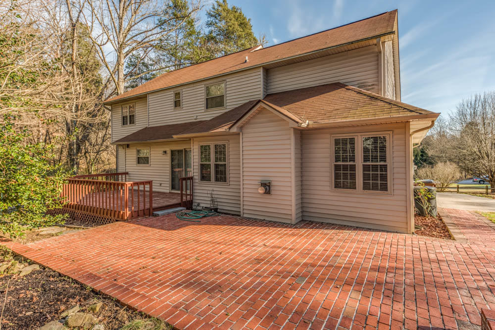 106 Nantucket Way Oak Ridge, TN 37830 - Photo 5 of 24 106 Nantucket Way-5