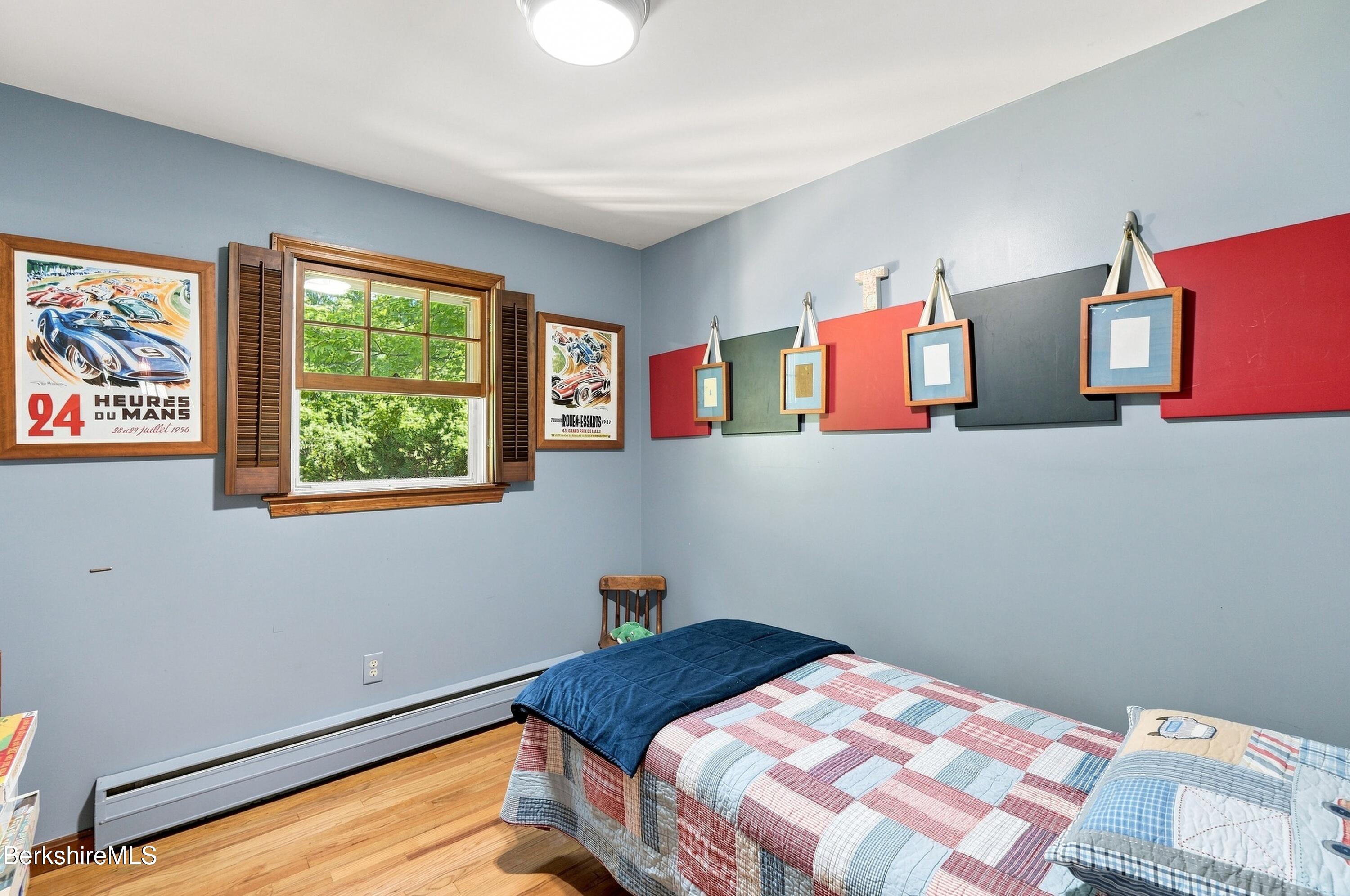 422 Barker Road Pittsfield, MA 01201 - Photo 24 of 44 Bedroom 2