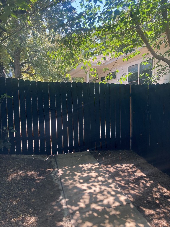 2911 East 13th Street, Unit B Austin, TX 78702 - Photo 13 of 13