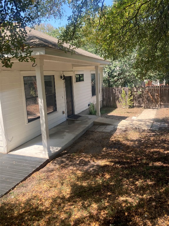 2911 East 13th Street, Unit B Austin, TX 78702 - Photo 4 of 13